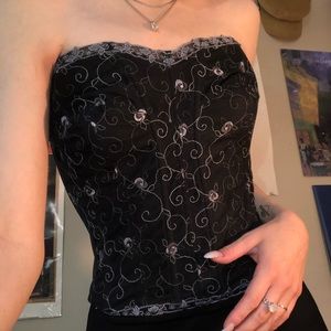 Black strapless bustier